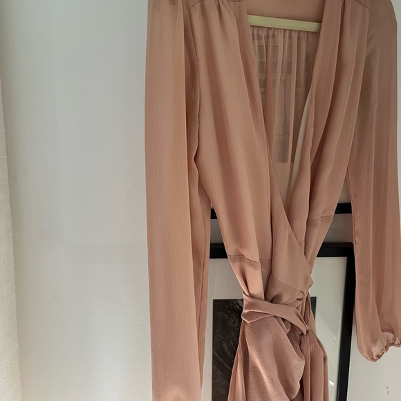 WAYF DRESS - Picture 7 of 7